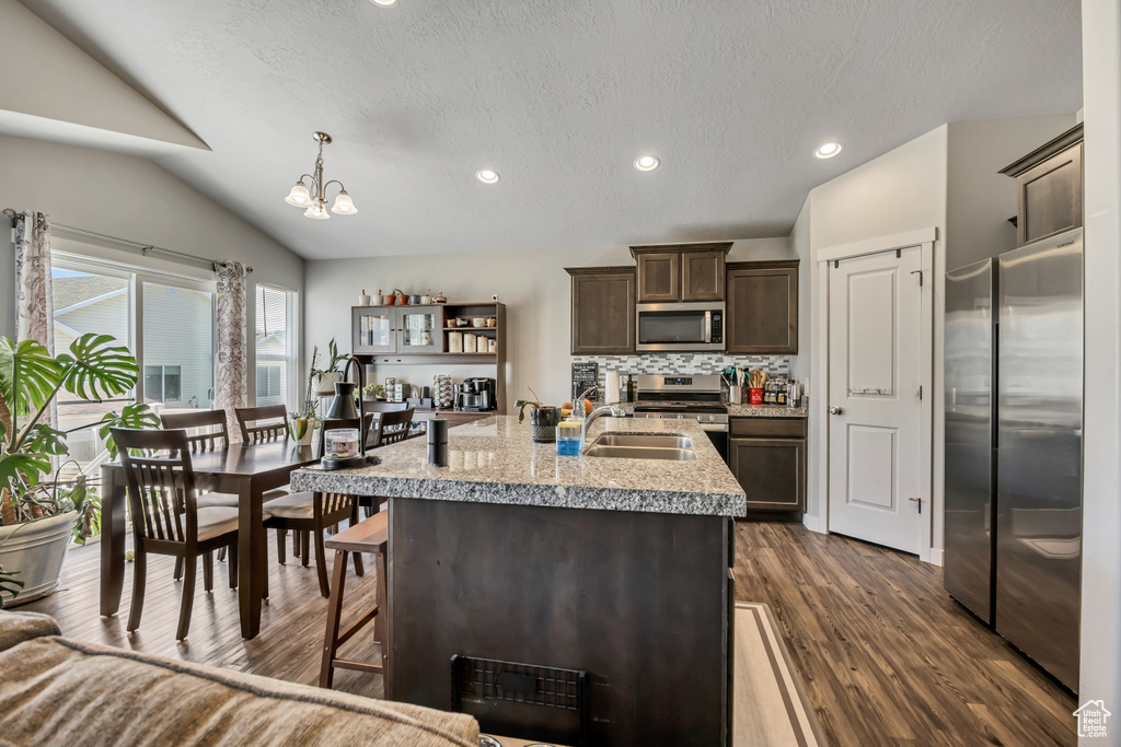 8992 W CHANCE CIR Magna, UT 84044