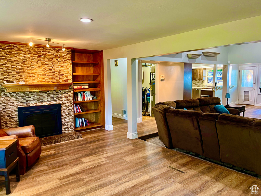 1568 SHADOW DR Ogden, UT 84403
