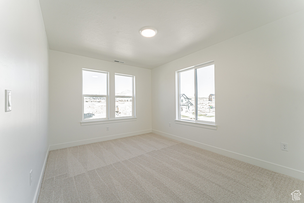 Photo 9 for MLS #2101943 at 956 N Banner Dr #620
