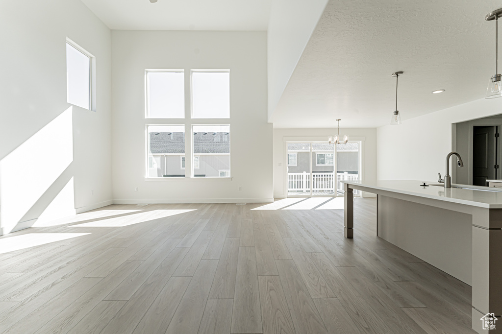 Photo 3 for MLS #2101943 at 956 N Banner Dr #620