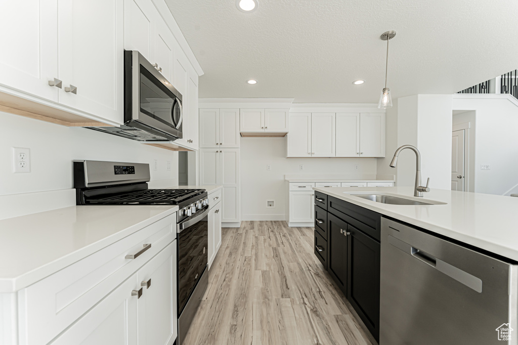 Photo 5 for MLS #2101949 at 902 N Banner Dr #628