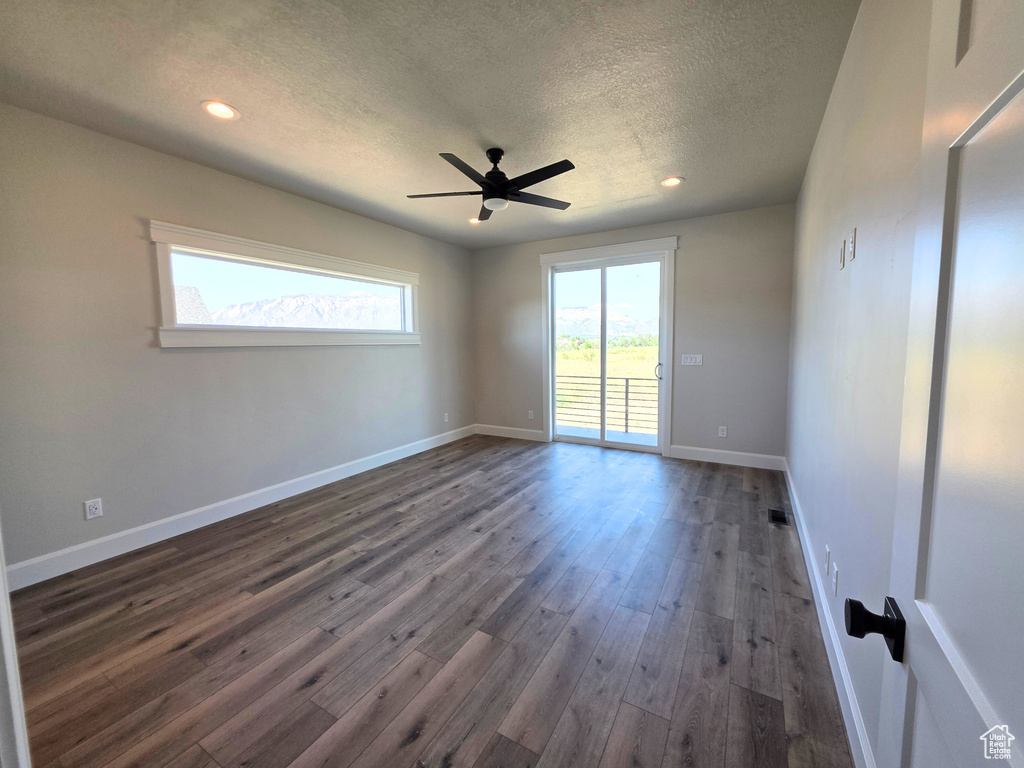 1748 N 4100 W Plain City, UT 84404