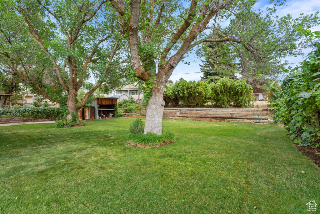 383 W 3300 S Bountiful, UT 84010