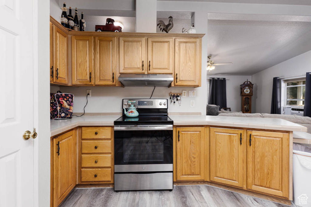 319 N 100 E Aurora, UT 84620