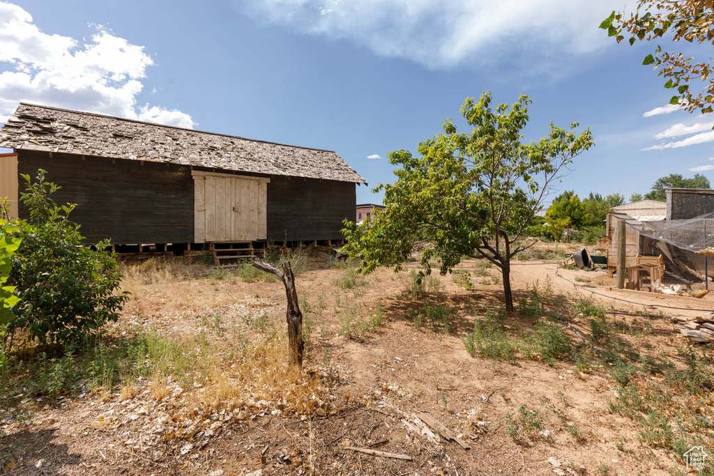 319 N 100 E Aurora, UT 84620