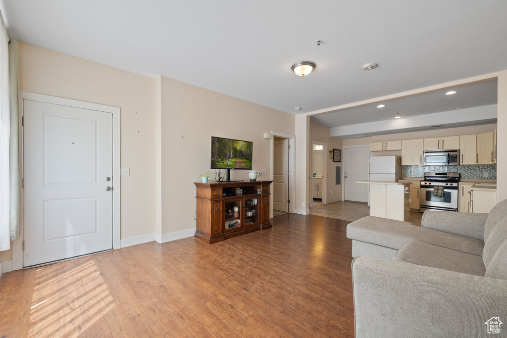 10367 S OQUIRRH LAKE RD #102 South Jordan, UT 84009