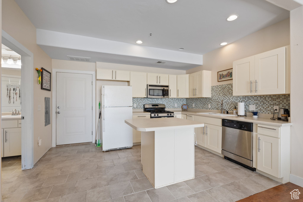 10367 S OQUIRRH LAKE RD #102 South Jordan, UT 84009