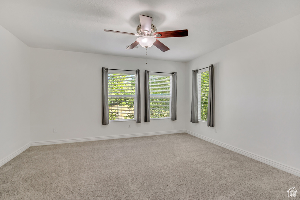 1518 W KINGSBURY LN West Valley City, UT 84119