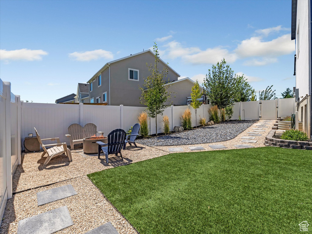 835 S CRIDDLE RD Syracuse, UT 84075