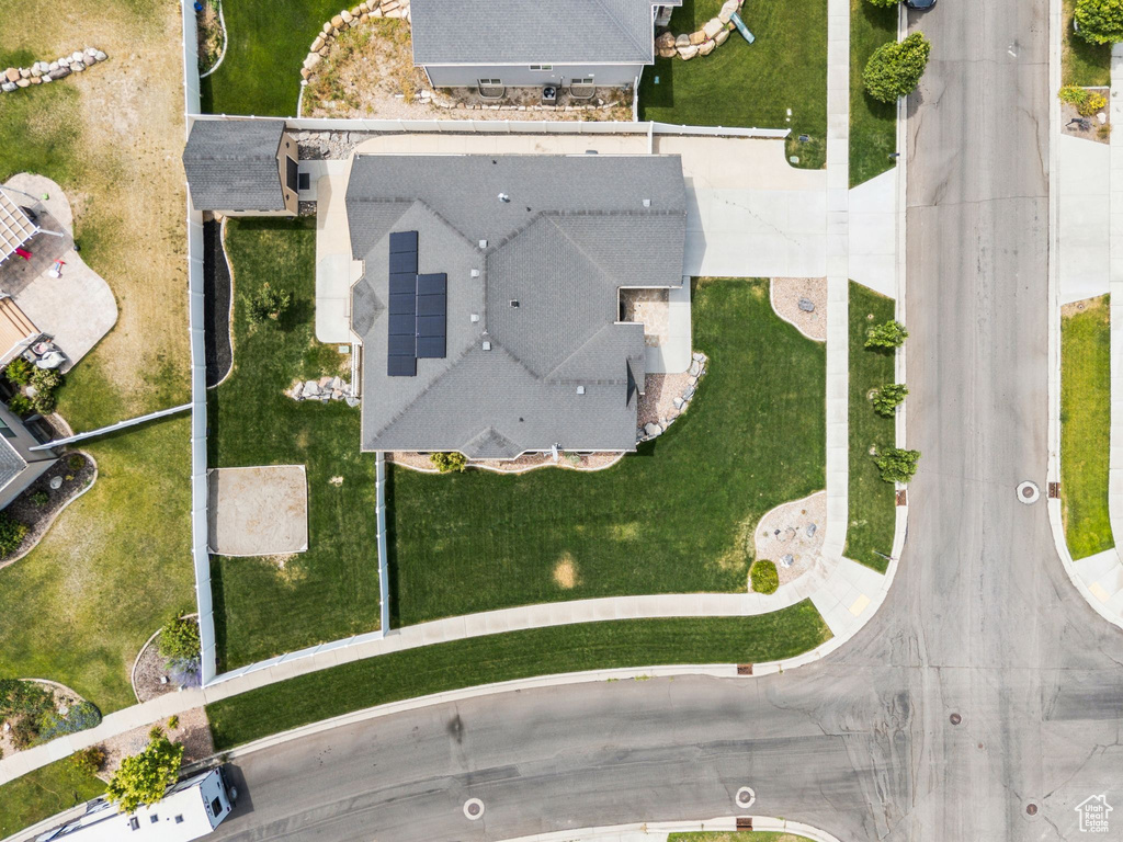 217 W HONEYSUCKLE DR Saratoga Springs, UT 84045