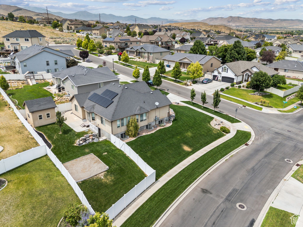 217 W HONEYSUCKLE DR Saratoga Springs, UT 84045