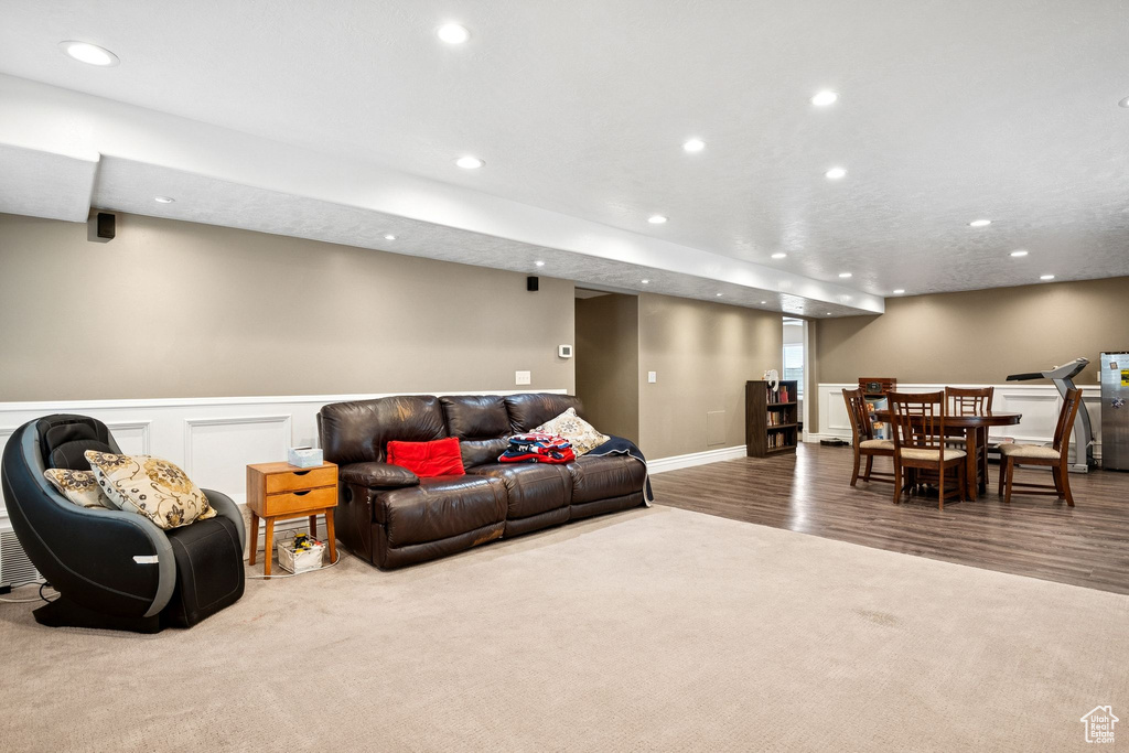 217 W HONEYSUCKLE DR Saratoga Springs, UT 84045