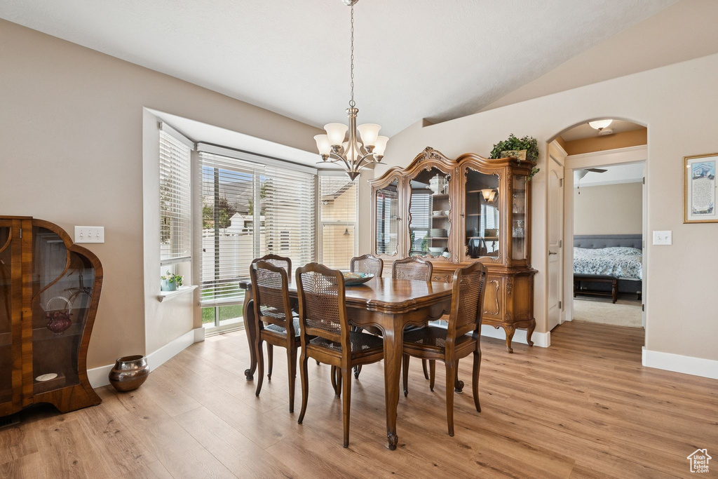 217 W HONEYSUCKLE DR Saratoga Springs, UT 84045