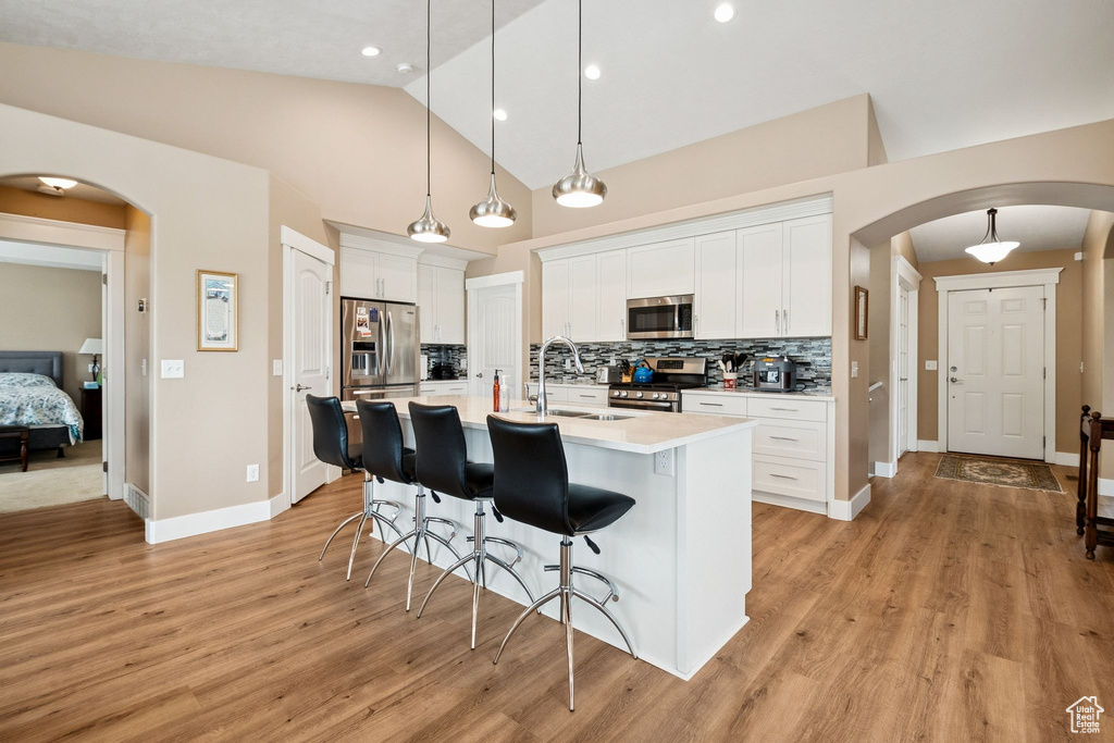 217 W HONEYSUCKLE DR Saratoga Springs, UT 84045