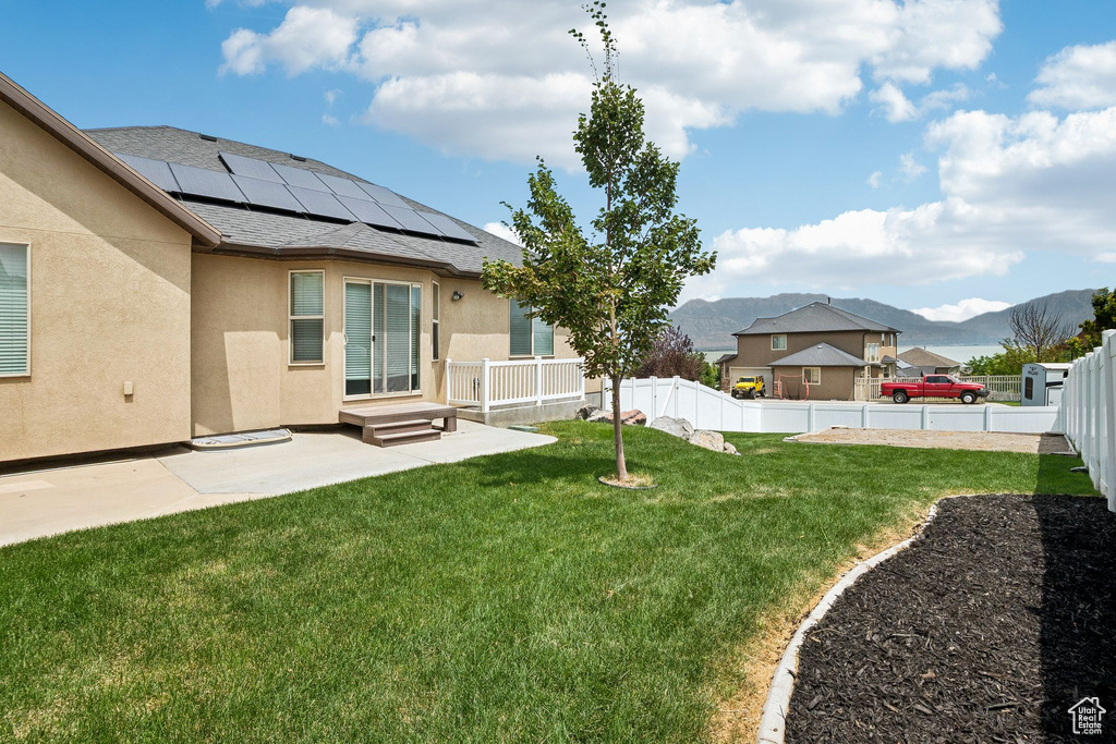 217 W HONEYSUCKLE DR Saratoga Springs, UT 84045
