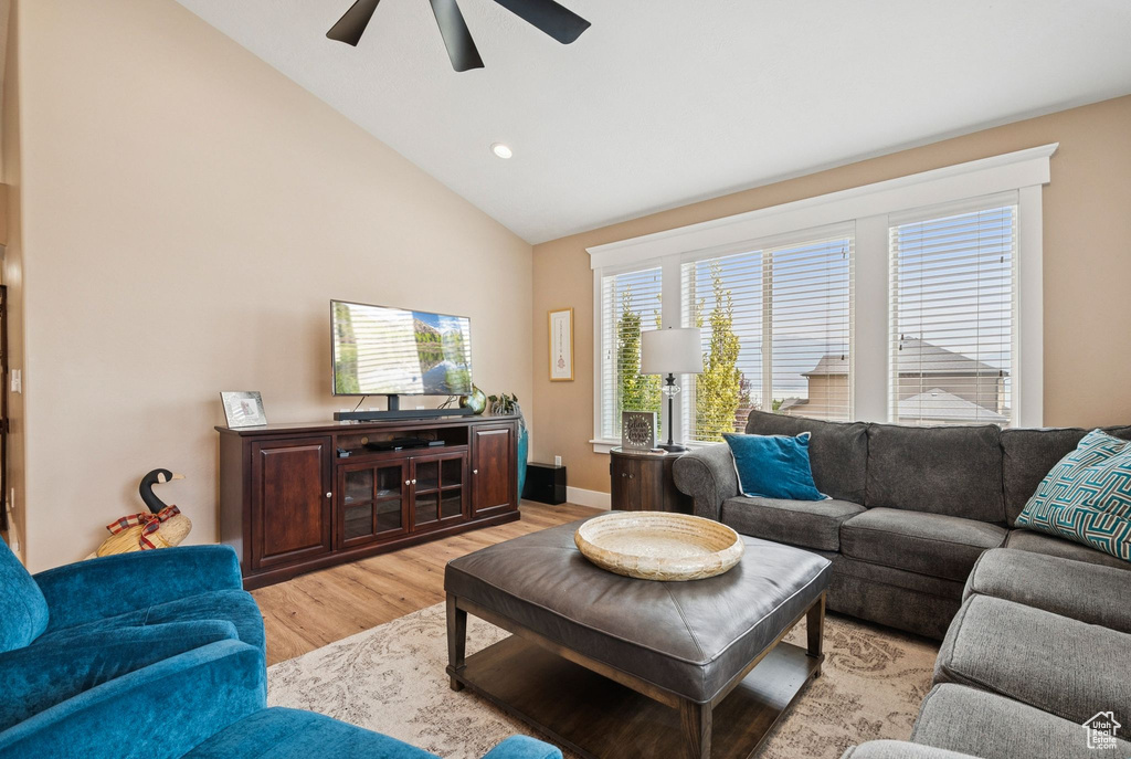 217 W HONEYSUCKLE DR Saratoga Springs, UT 84045