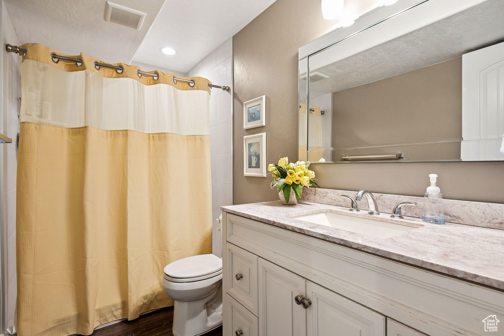 217 W HONEYSUCKLE DR Saratoga Springs, UT 84045