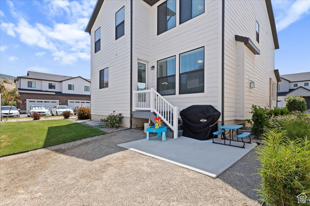 18 W LADY LN Bountiful, UT 84010