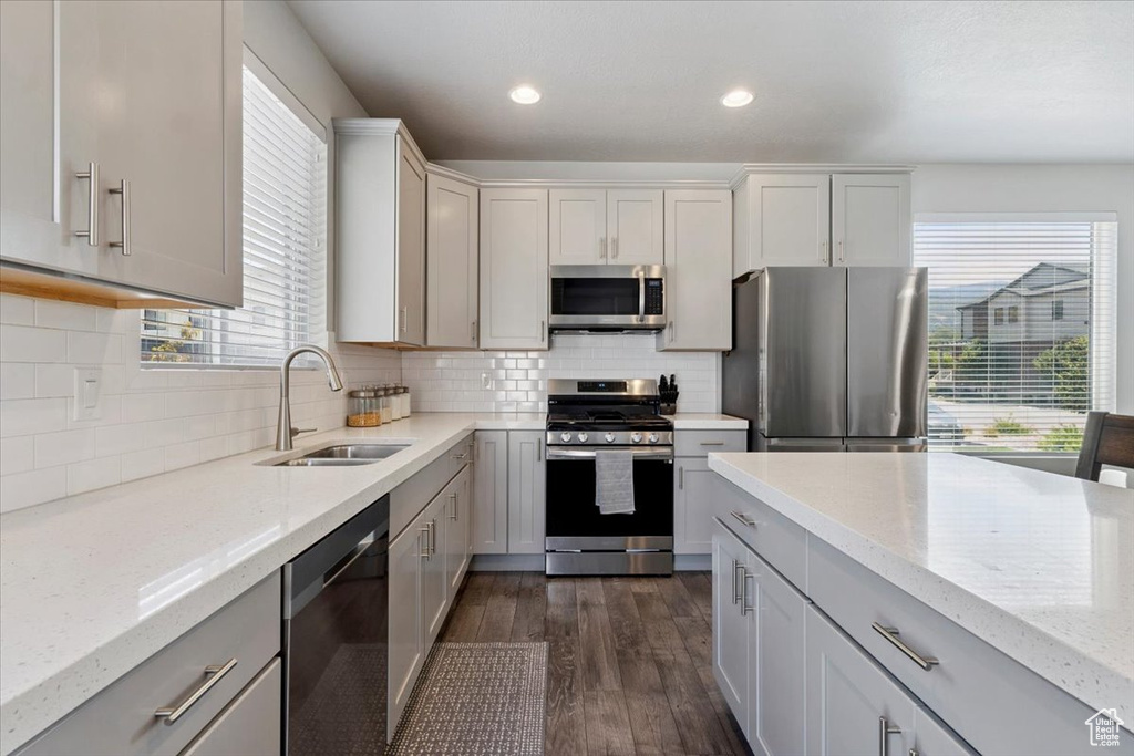 18 W LADY LN Bountiful, UT 84010