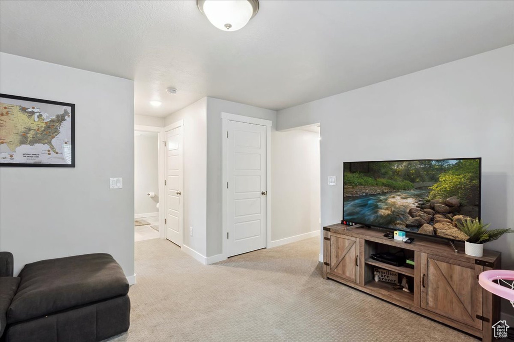 18 W LADY LN Bountiful, UT 84010