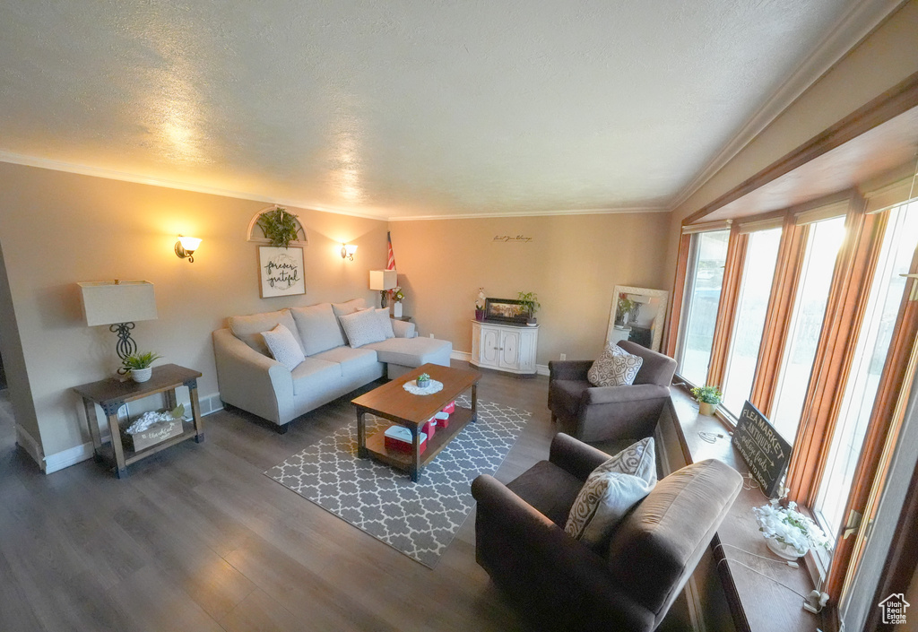327 E 1000 N Harrisville, UT 84404