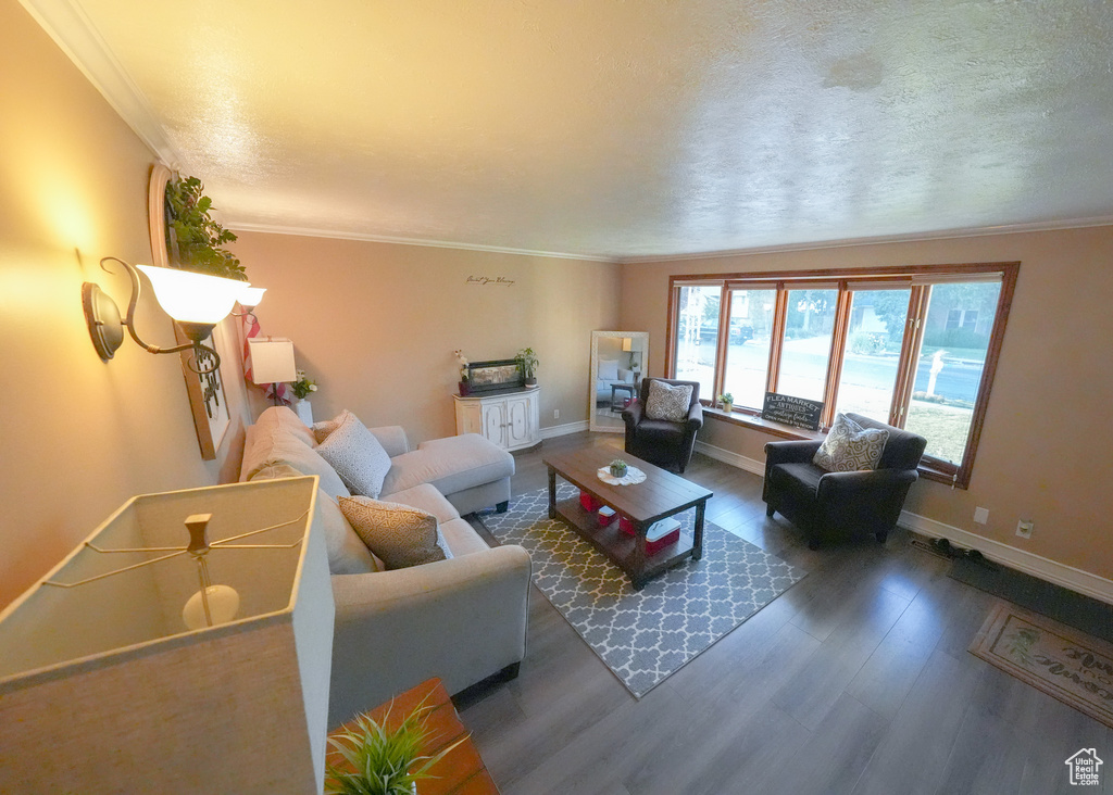 327 E 1000 N Harrisville, UT 84404