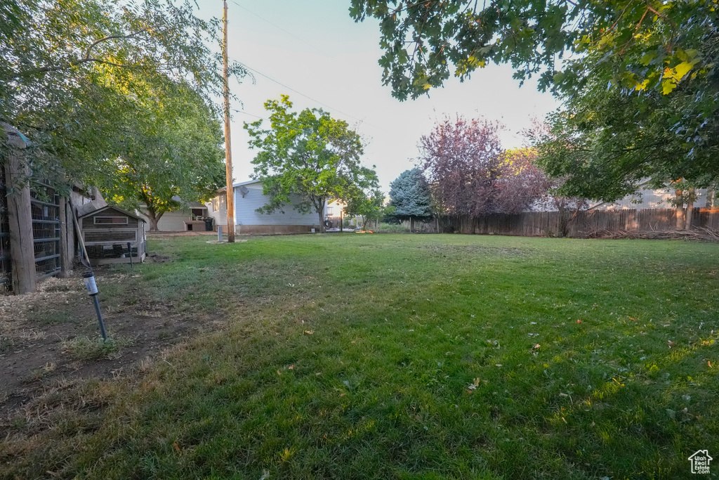 327 E 1000 N Harrisville, UT 84404