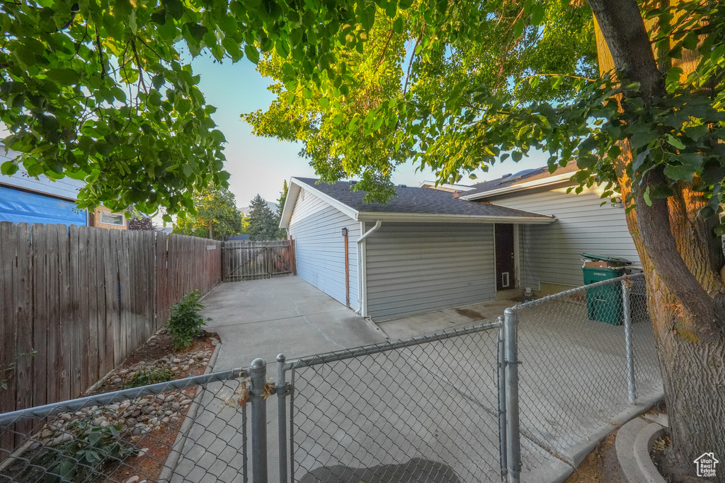 327 E 1000 N Harrisville, UT 84404