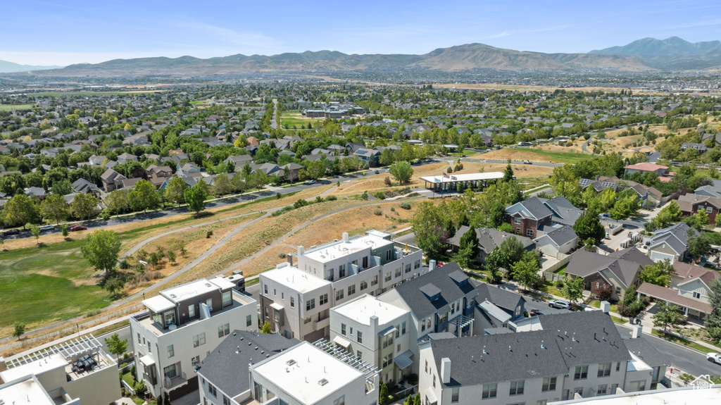 11271 S HIGH CREST LN South Jordan, UT 84009