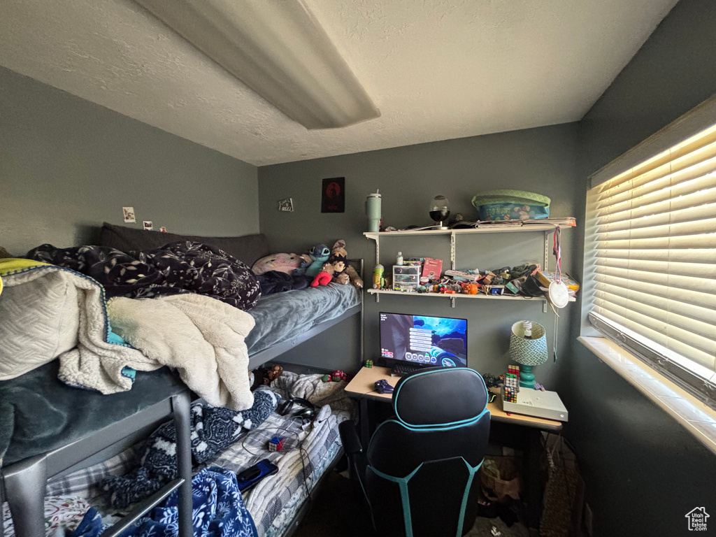 897 E ELM ST Layton, UT 84041