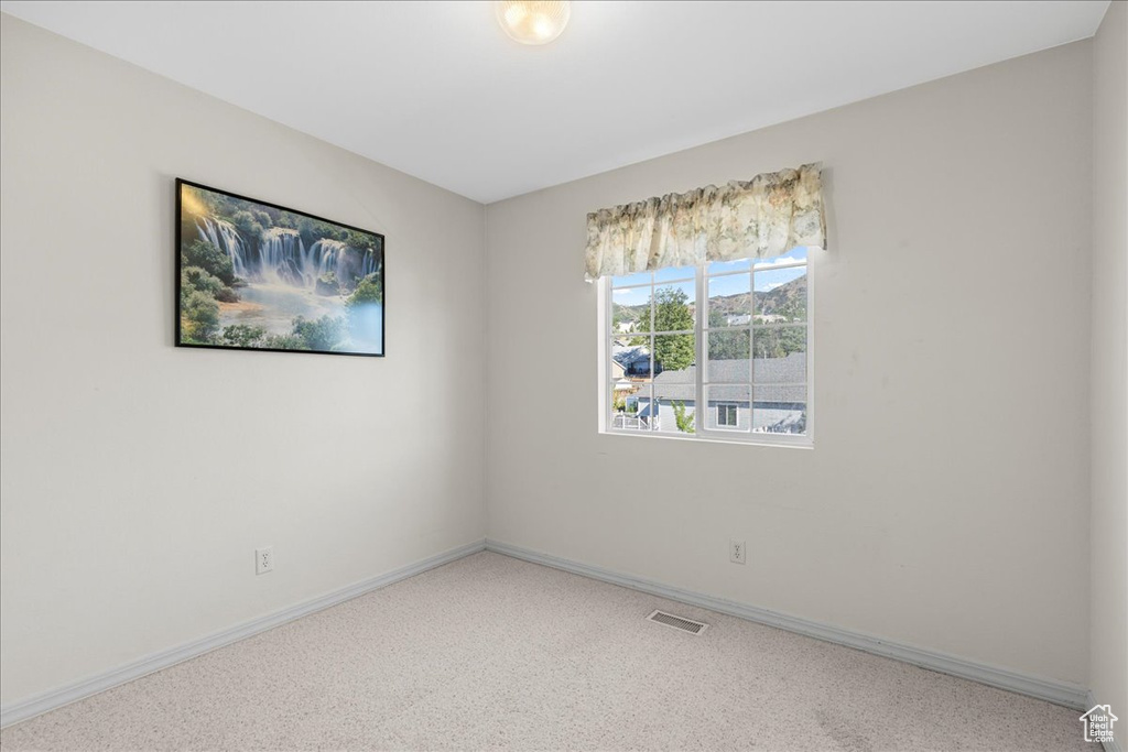 253 E WAYFIELD DR Draper, UT 84020