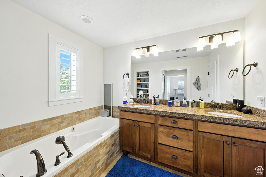 4811 W DOCK ST South Jordan, UT 84009