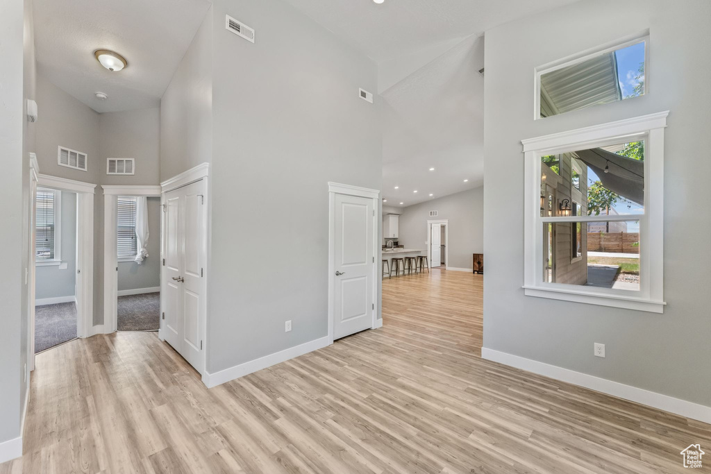 560 S MONTGOMERY ST Salt Lake City, UT 84104