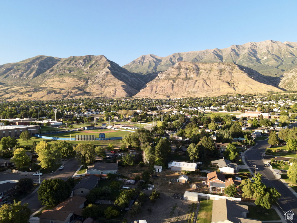 727 E ORCHARD DR. Pleasant Grove, UT 84062