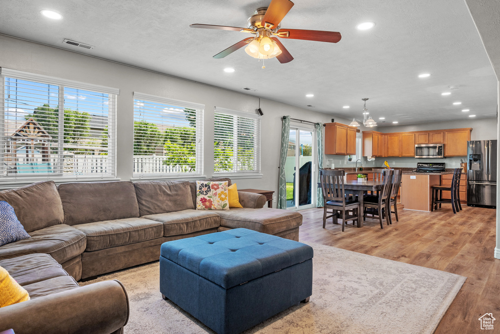 636 W 1950 S Lehi, UT 84043