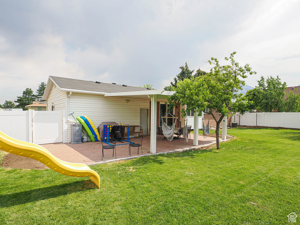 1420 E LONGDALE DR Sandy, UT 84092