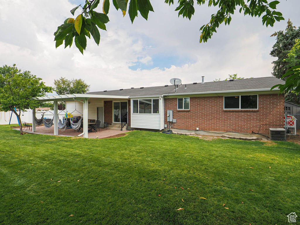 1420 E LONGDALE DR Sandy, UT 84092