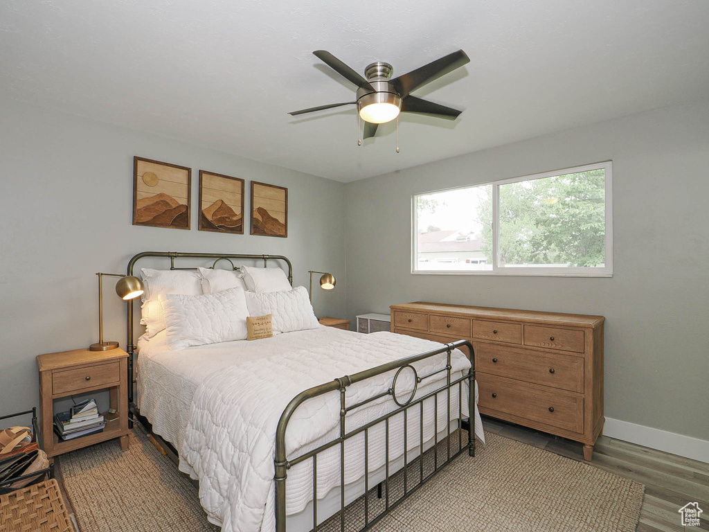 1420 E LONGDALE DR Sandy, UT 84092