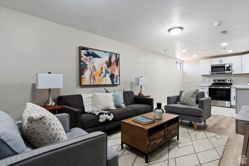 4075 S MINUET CIR Salt Lake City, UT 84119