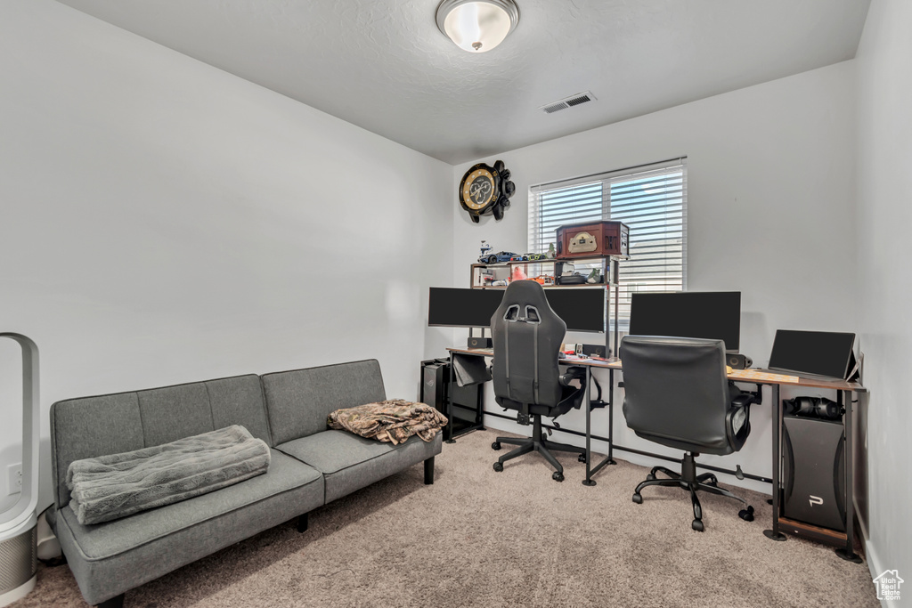 77 N VOYAGER LN Saratoga Springs, UT 84045