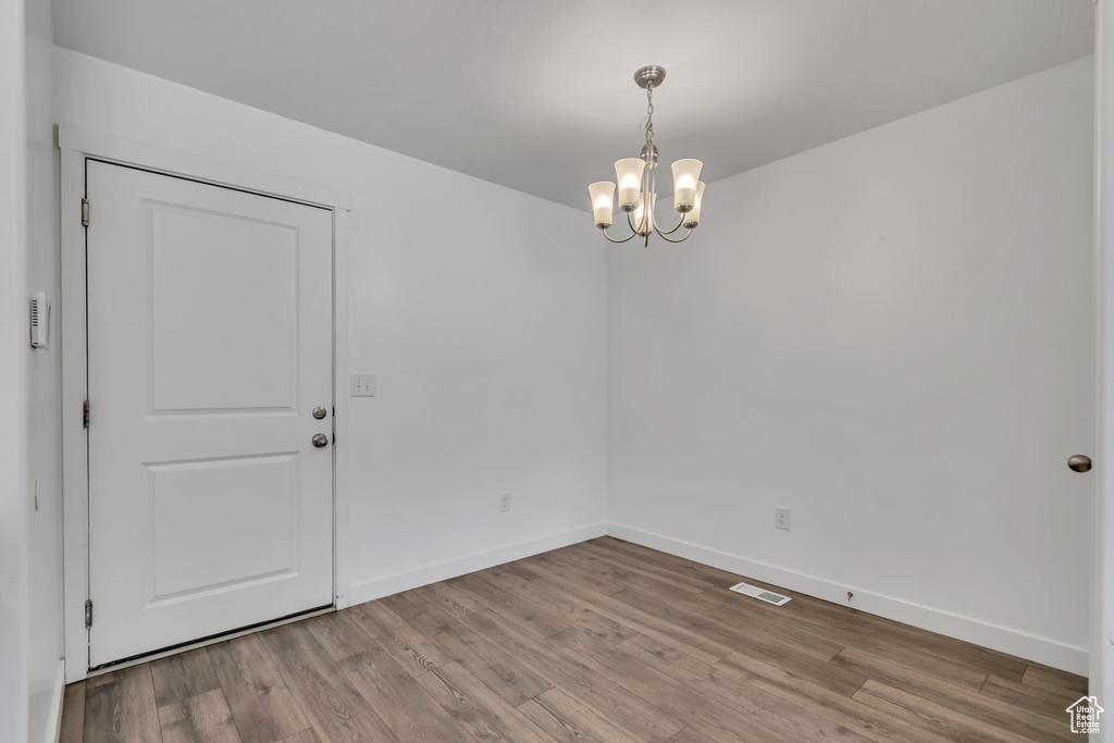 Photo 13 for MLS #2102068 at 77 N Voyager Ln