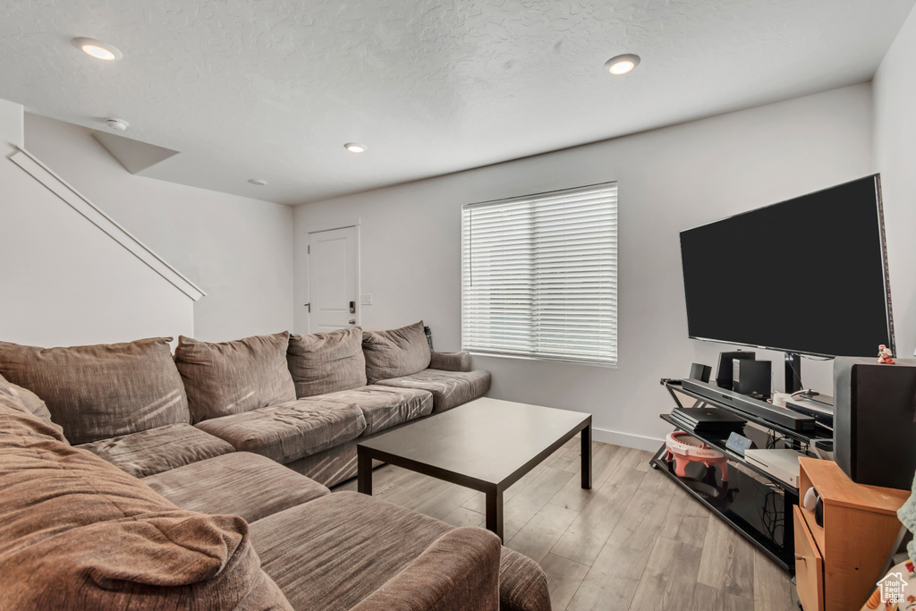 77 N VOYAGER LN Saratoga Springs, UT 84045