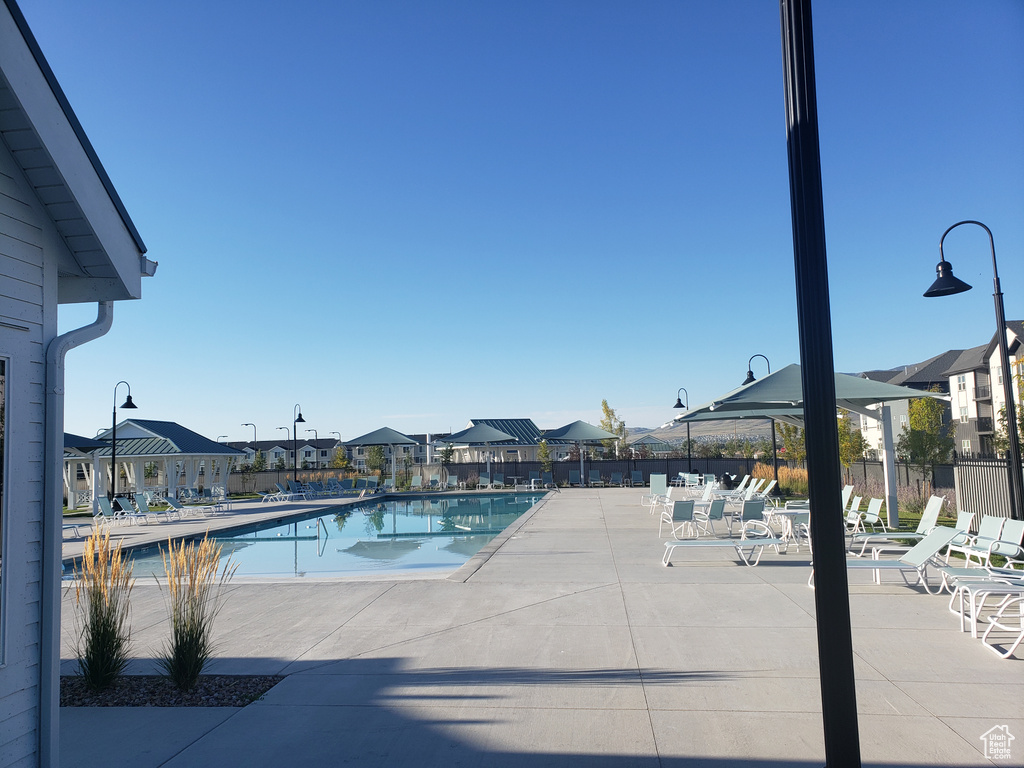 77 N VOYAGER LN Saratoga Springs, UT 84045