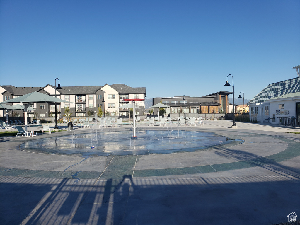 77 N VOYAGER LN Saratoga Springs, UT 84045