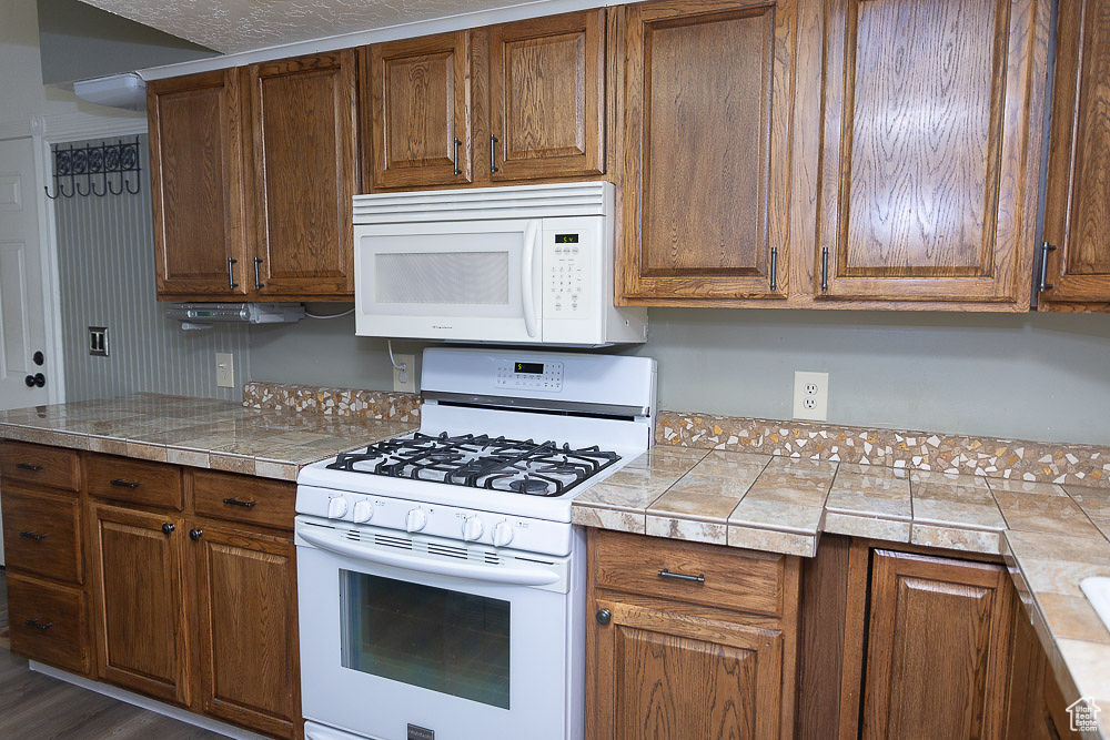 2660 E 3700 N Layton, UT 84040