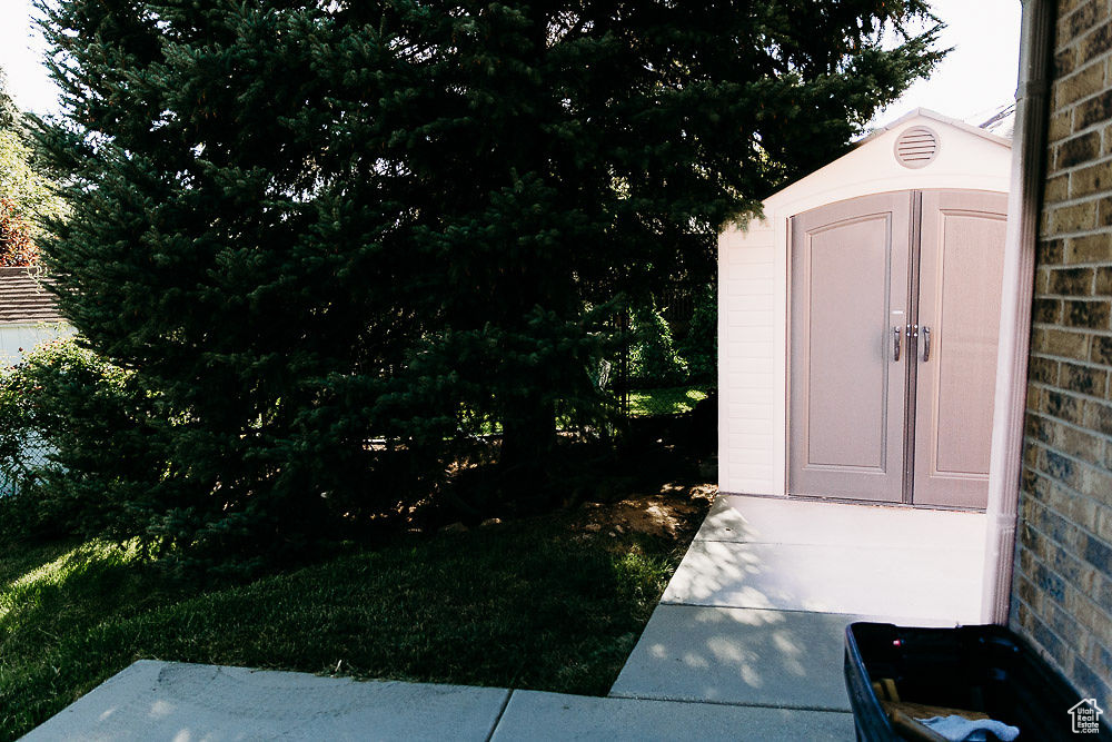 2660 E 3700 N Layton, UT 84040