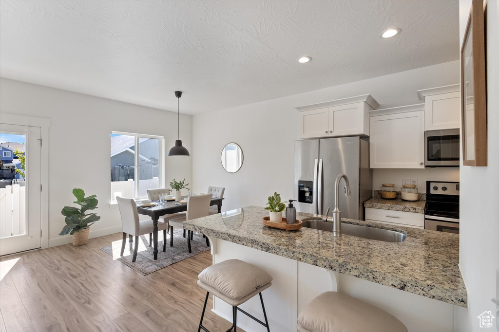 7564 N HUTCH LN Eagle Mountain, UT 84005