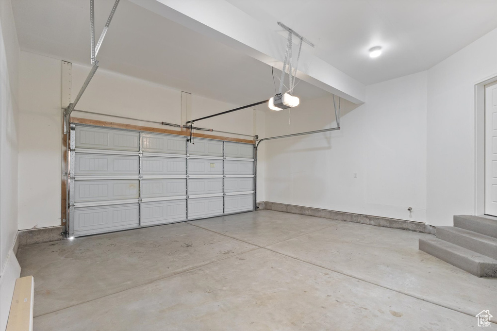 7564 N HUTCH LN Eagle Mountain, UT 84005