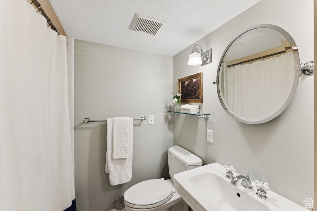 1632 E HARVARD AVE Salt Lake City, UT 84105