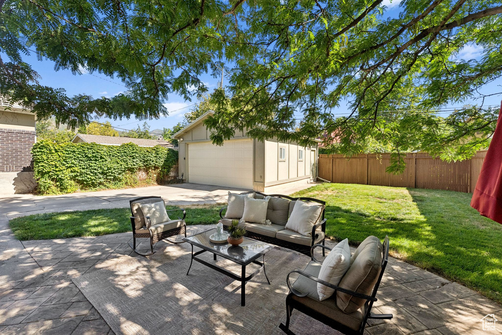 1632 E HARVARD AVE Salt Lake City, UT 84105